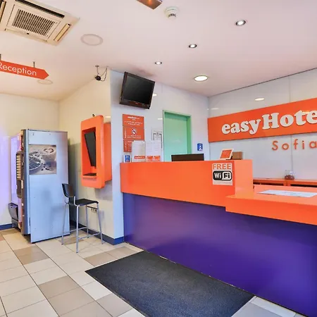 Easyhotel * סופיה