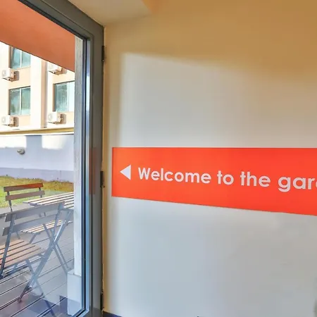 Hotel Easyhotel
