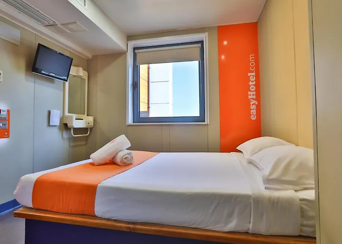 Hotel Easyhotel *