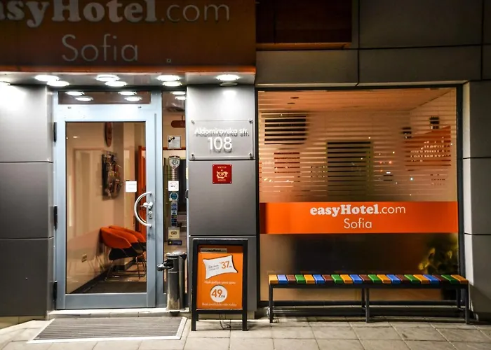 Easyhotel
