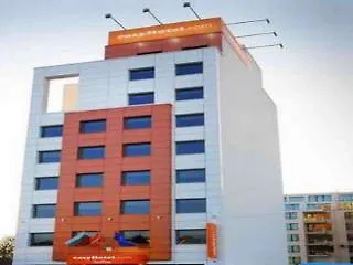 Easyhotel