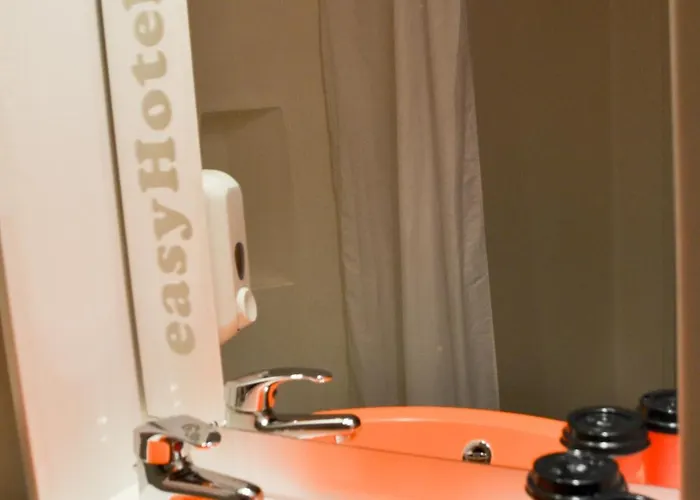 Hotel Easyhotel