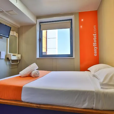 Szálloda Easyhotel *