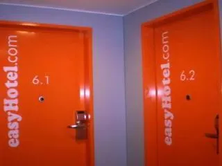 Отель изи-отель *