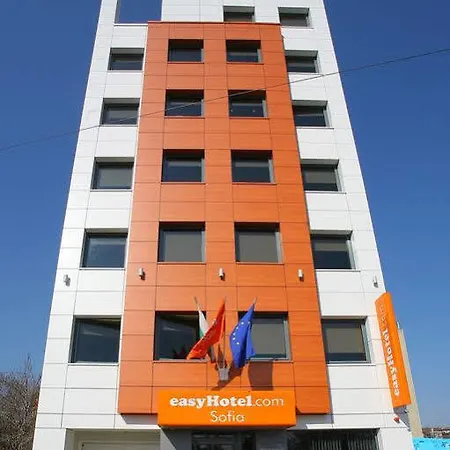 Easyhotel