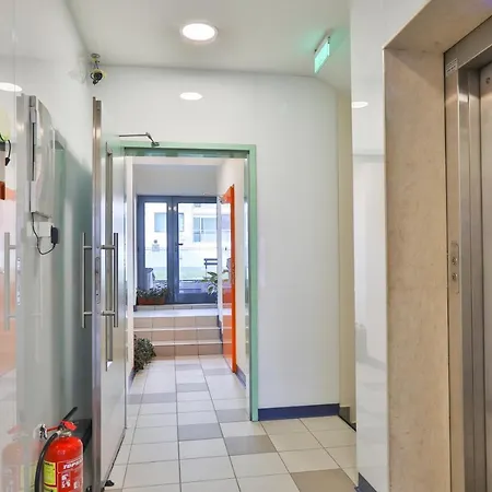 Ξενοδοχείο Easyhotel